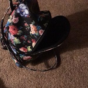 Mini floral back pack